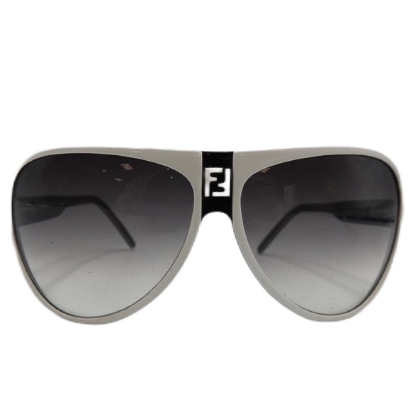 Fendi FS1014M 961 125 White & Black Sunglasses